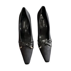 Van Eli Black Satin Pointed Toe Bow Pumps Kitten Heels Womens Size 8 N Italy